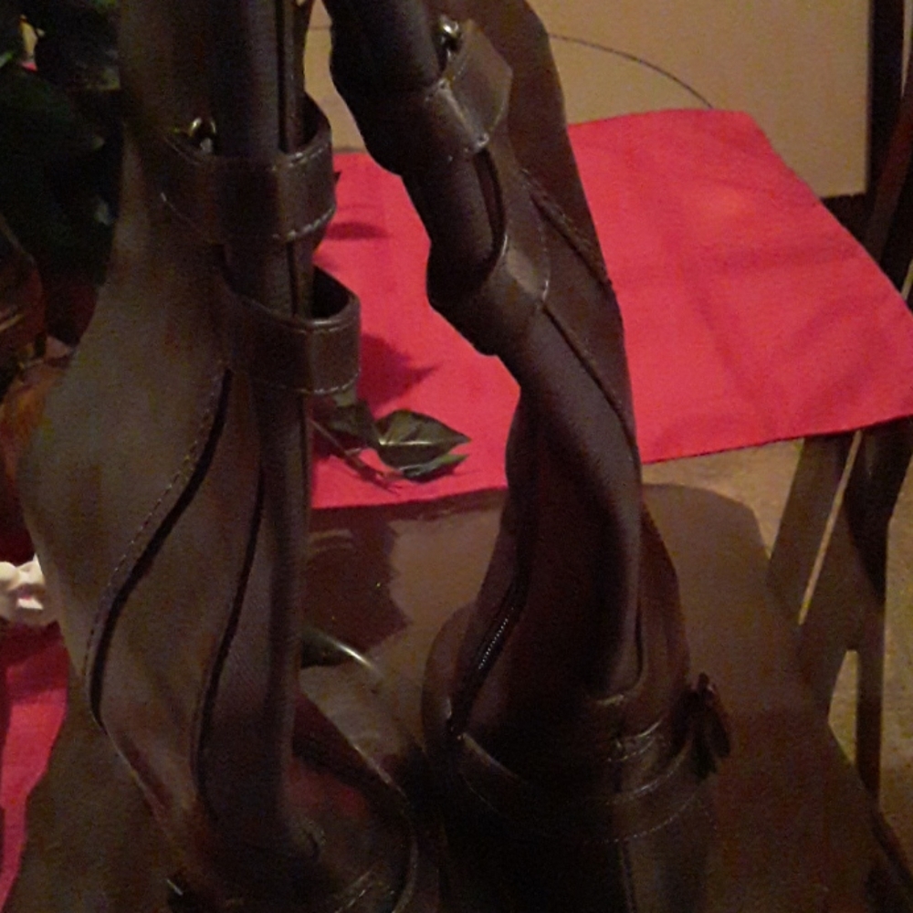 Lady boots - Picture 10 of 10